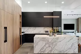 5410 Bay Side Dr, Orlando, FL 32819 - Photo 9