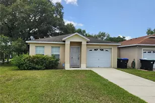 94 E 18th St, Apopka, FL 32703 - Photo 1