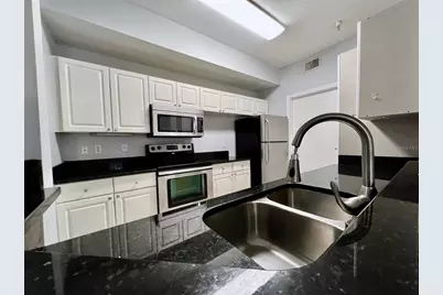 5566 Metrowest Boulevard #2-105, Orlando, FL 32811 - Photo 9