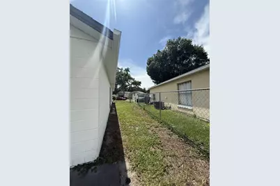 7219 Edgewater Shores Court, Orlando, FL 32810 - Photo 13