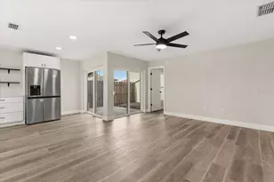 443 Hunter Cir, Kissimmee, FL 34758 - Photo 3