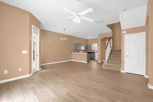 516 Brunello Dr, Davenport, FL 33897 - Photo 5