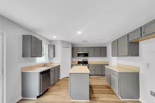 11 Ponce Deleon Dr, Palm Coast, FL 32164 - Photo 5