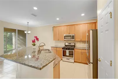 839 Assembly Court, Reunion, FL 34747 - Photo 3