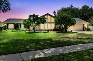 7905 Chad Ct, Orlando, FL 32835 - Photo 3