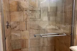 8111 Alamosa Wood Ave, Ruskin, FL 33573 - Photo 15