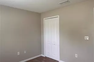 8111 Alamosa Wood Ave, Ruskin, FL 33573 - Photo 23