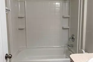 8111 Alamosa Wood Ave, Ruskin, FL 33573 - Photo 21