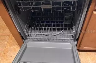 8111 Alamosa Wood Ave, Ruskin, FL 33573 - Photo 11