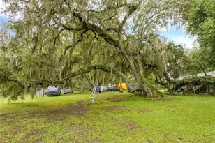 36720 Emeralda Island Rd, Leesburg, FL 34788 - Photo 37