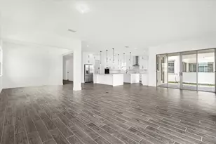 13839 Larkton Ln, Orlando, FL 32832 - Photo 9