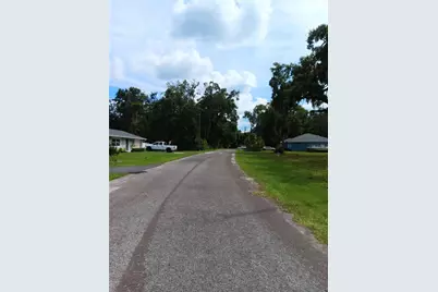 9117 E Royal Palm Drive, Inverness, FL 34450 - Photo 3