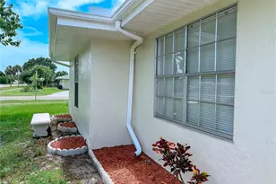 1060 Mariposa Dr NE, Palm Bay, FL 32905 - Photo 3