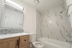 1060 Mariposa Dr NE, Palm Bay, FL 32905 - Photo 13