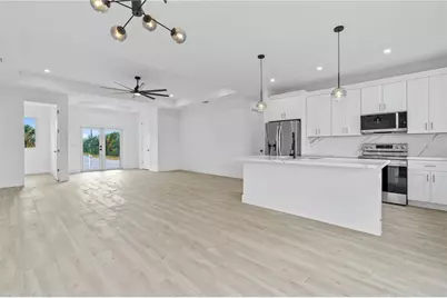 13438 McIntosh Avenue, Port Charlotte, FL 33981 - Photo 7