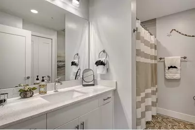 1709 N Tamiami Trail #220, Sarasota, FL 34234 - Photo 5