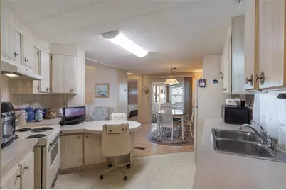 4246 Cedarwood Street, Winter Haven, FL 33880 - Photo 7