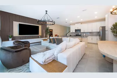 1660 Tropical Palms Circle, Kissimmee, FL 34747 - Photo 5