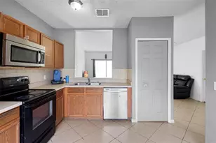 1040 Cannock Dr, Kissimmee, FL 34758 - Photo 3