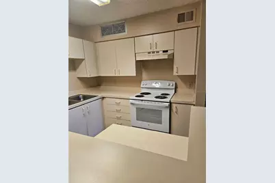 320 Forestway Circle #203, Altamonte Springs, FL 32701 - Photo 7