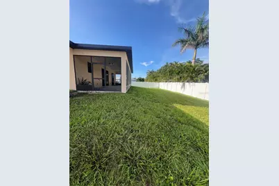 2727 NW 42nd Place, Cape Coral, FL 33993 - Photo 5