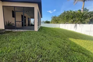 2727 NW 42nd Pl, Cape Coral, FL 33993 - Photo 5