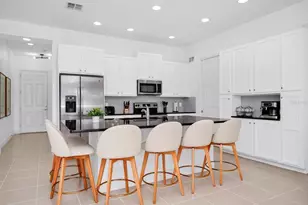 302 Captiva Dr, Davenport, FL 33896 - Photo 9