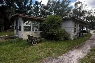 10004 Vaughn St, Gibsonton, FL 33534 - Photo 3