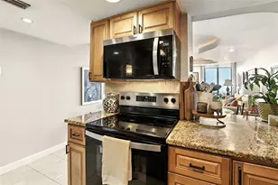 400 E Colonial Dr, Orlando, FL 32803 - Photo 9