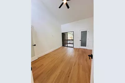 1050 E Michigan St #1050B, Orlando, FL 32806 - Photo 11