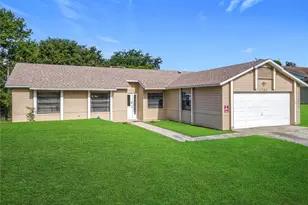 745 Mentmore Cir, Deltona, FL 32738 - Photo 3