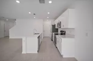 4741 Babys Breath Pl, Lake Hamilton, FL 33851 - Photo 5