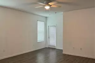 1652 Cross Prairie Pkwy, Kissimmee, FL 34744 - Photo 3