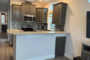 2450 Cypress St, Clermont, FL 34714 - Photo 11