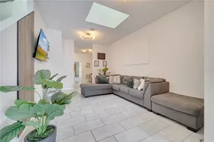 1028 Universal Rest Pl, Kissimmee, FL 34744 - Photo 7