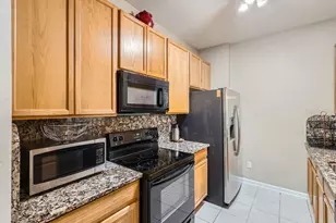 6434 Cava Alta Dr, Orlando, FL 32835 - Photo 11