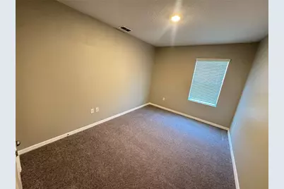 2323 Silver View Drive, Lakeland, FL 33811 - Photo 13