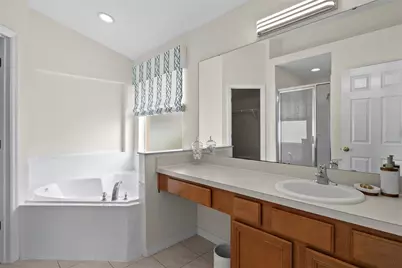 164 Sevilla Avenue, Davenport, FL 33897 - Photo 23