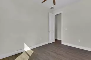 10381 Rainsville St, Port Charlotte, FL 33981 - Photo 23