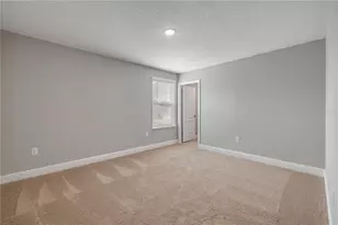 2211 Elegant Manor Cir, Edgewater, FL 32141 - Photo 27