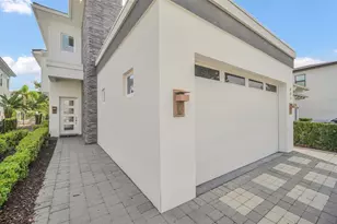 885 Desert Mountain Ct, Reunion, FL 34747 - Photo 3