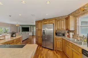 5864 Viola Rd, Venice, FL 34293 - Photo 11