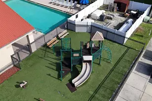 2756 Club Cortile Cir, Kissimmee, FL 34746 - Photo 35