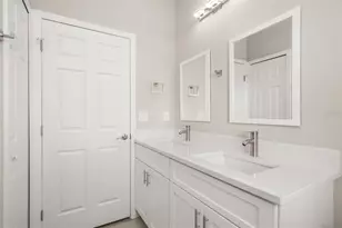 8732 Hampshire Dr, Sebring, FL 33876 - Photo 41