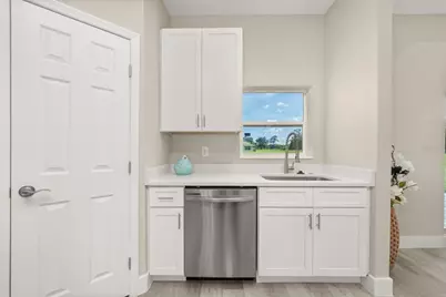 8732 Hampshire Drive, Sebring, FL 33876 - Photo 19