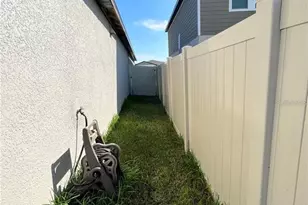 880 Cambridge Dr, Winter Haven, FL 33881 - Photo 35