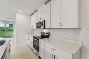 733 Trailhead Point Dr, Lake Hamilton, FL 33851 - Photo 11