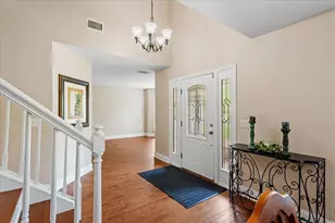 3135 Heathgate Ct, Orlando, FL 32812 - Photo 3