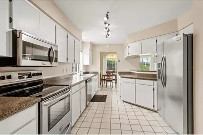 3135 Heathgate Court, Orlando, FL 32812 - Photo 9