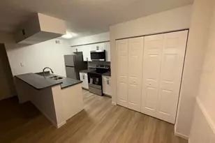 5313 Summerlin Rd, Fort Myers, FL 33919 - Photo 7